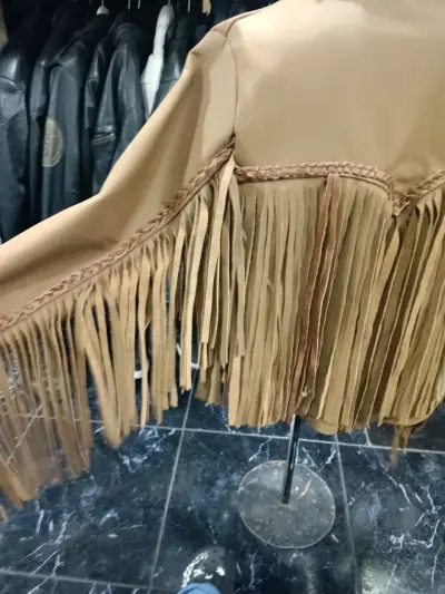 Chaqueta de flecos marrón estilo boho - miniatura 3