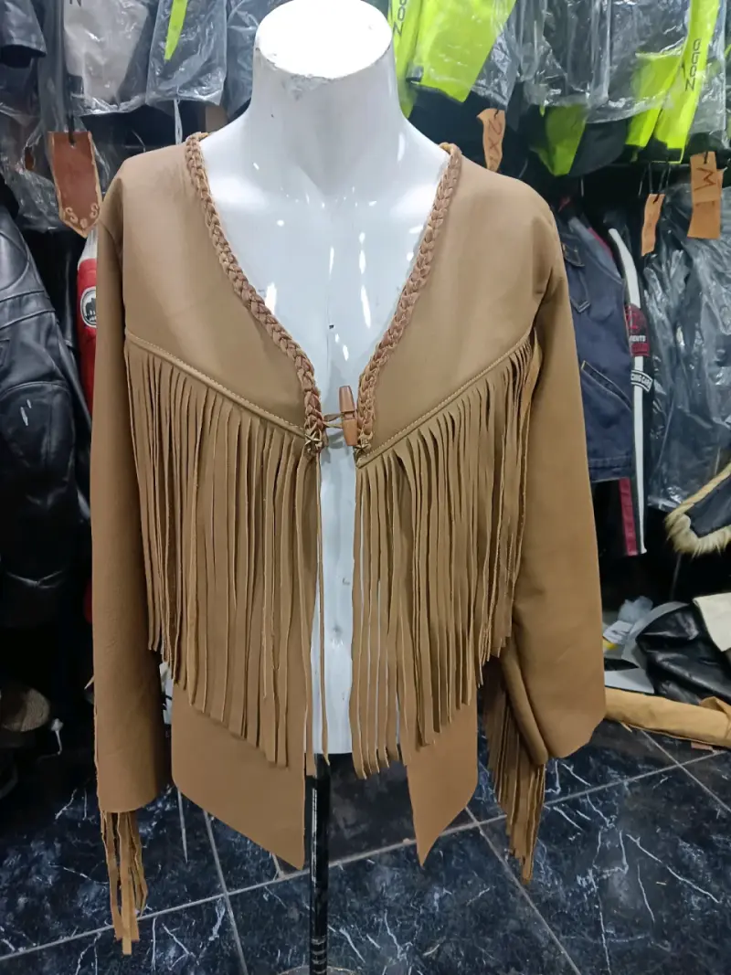 Chaqueta de flecos marrón estilo boho - 4