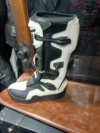 Botas de motocross Maverik blancas y negras - miniatura 2