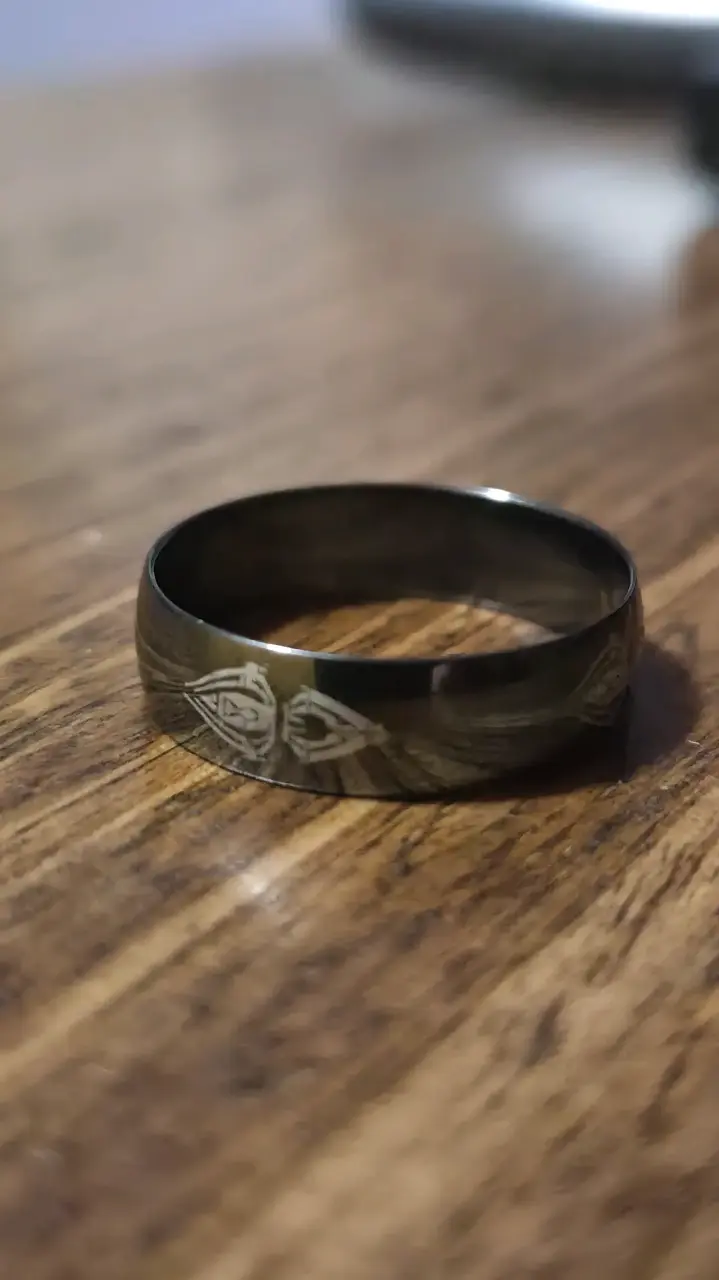 Anillo de acero inoxidable