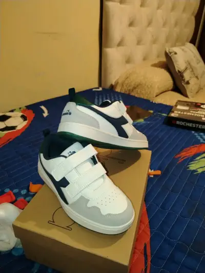 Zapatillas deportivas blancas para niños Diadora - miniatura 1