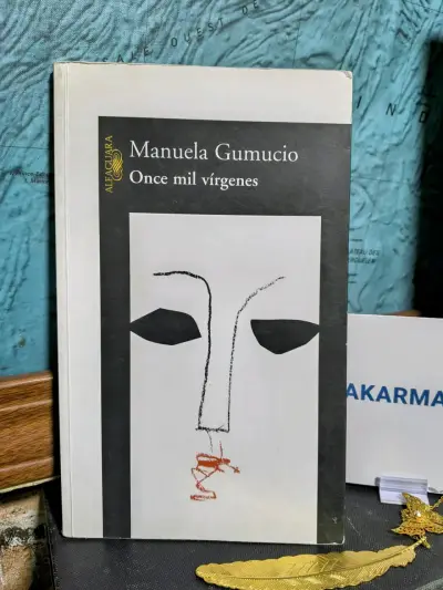 Libro 'Once Mil Vírgenes' de Manuela Gumucio - miniatura 1