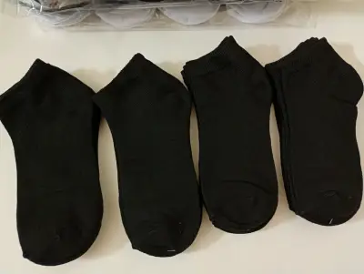 Docenas de calcetines cortos con diseños variados - miniatura 5