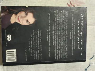 Libro 'The Host' de Stephenie Meyer en español - miniatura 3