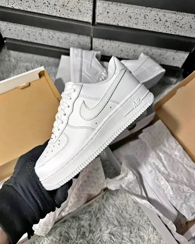 Zapatillas deportivas blancas Nike Air Force 1 - miniatura 3