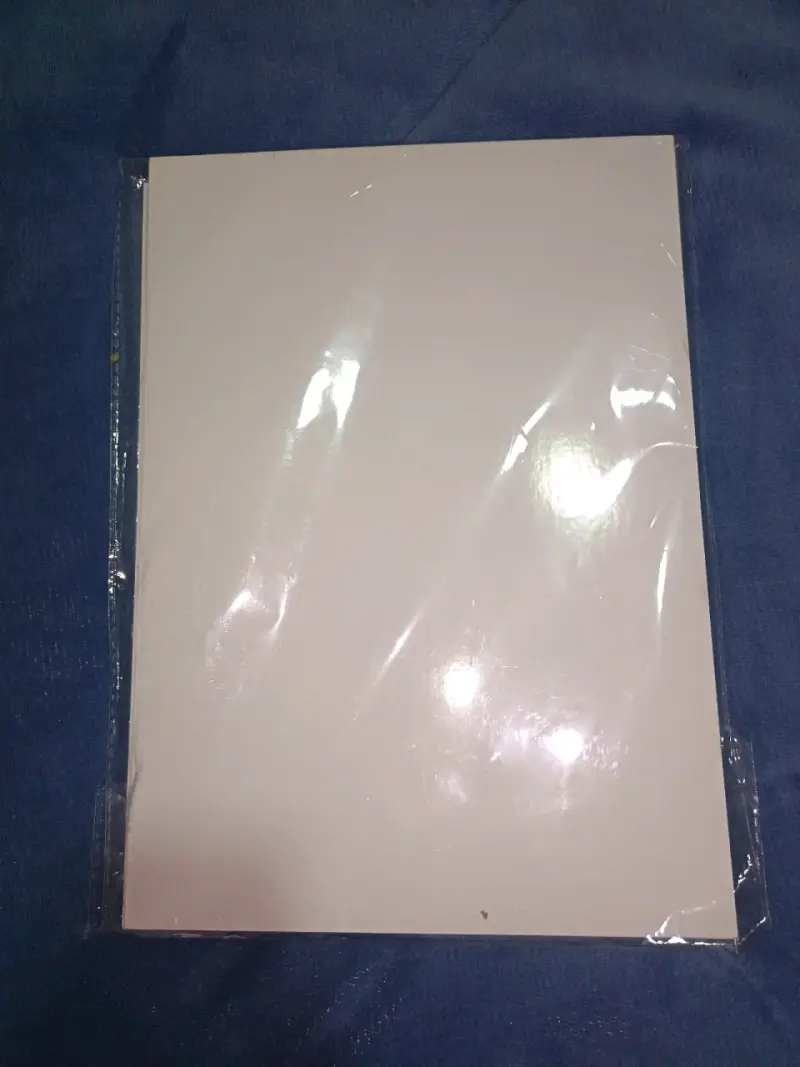 Papel Fotográfico Autoadhesivo Glossy A4 50 Hojas - 4