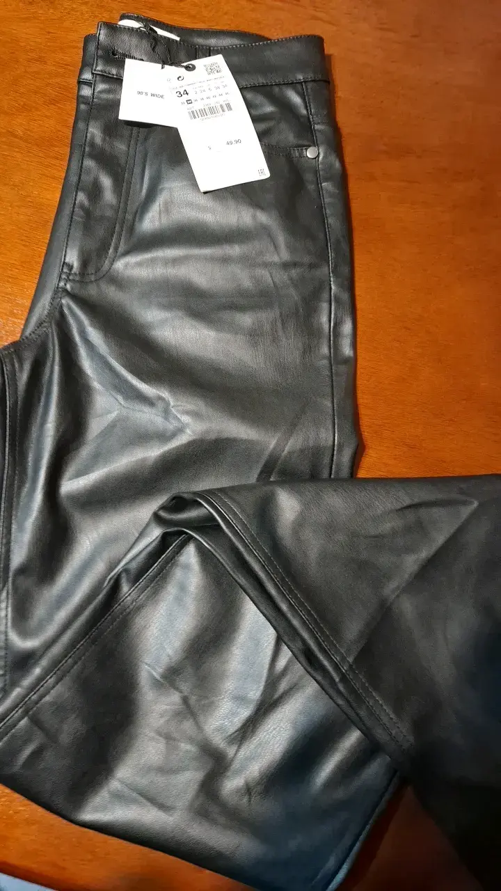 Pantalones de cuero sintético negros talla 34 - 2