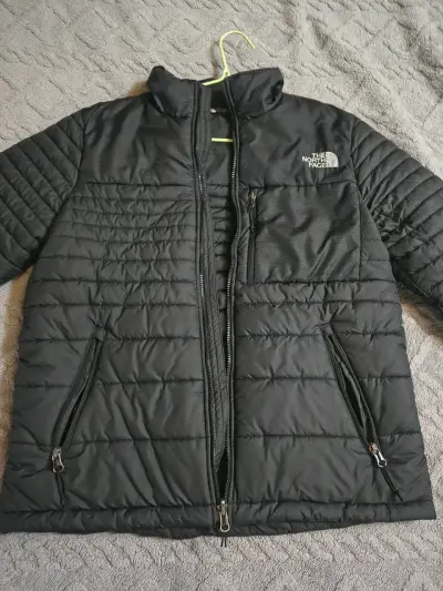 Chaqueta The North Face negra acolchada S - miniatura 1