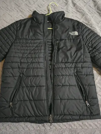 Chaqueta The North Face negra acolchada S - miniatura 2