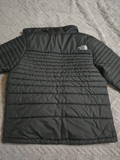 Chaqueta The North Face negra acolchada S - miniatura 4