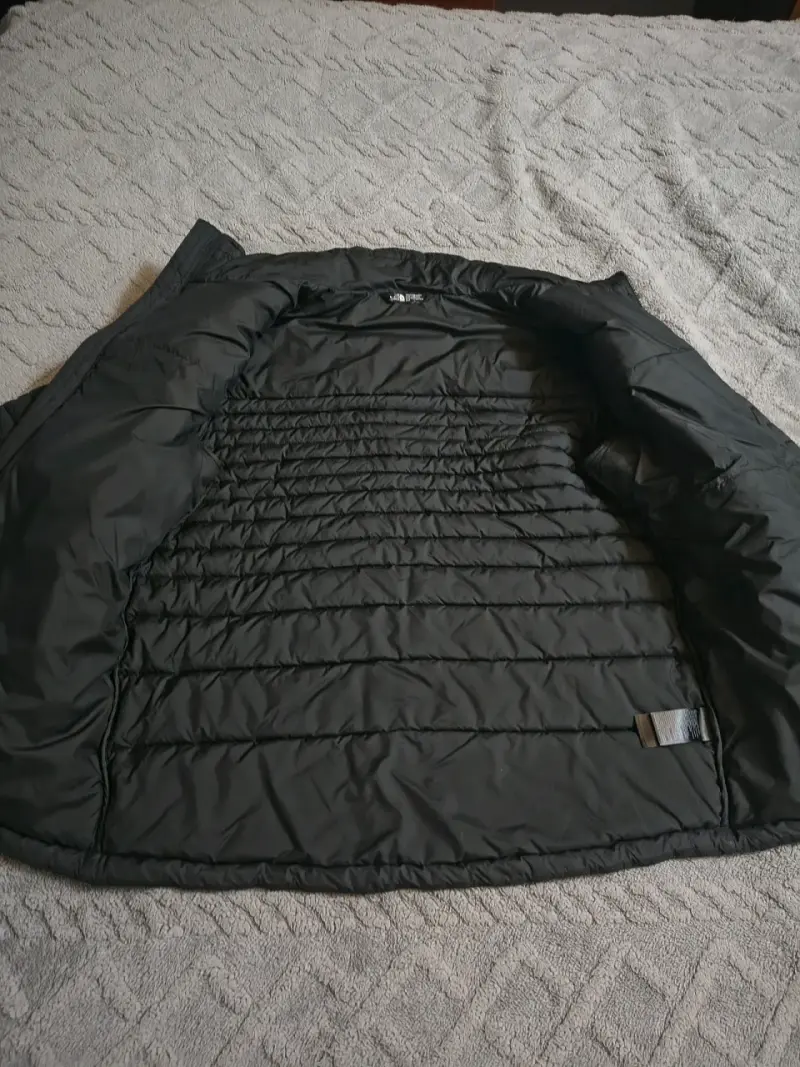 Chaqueta The North Face negra acolchada S - 6