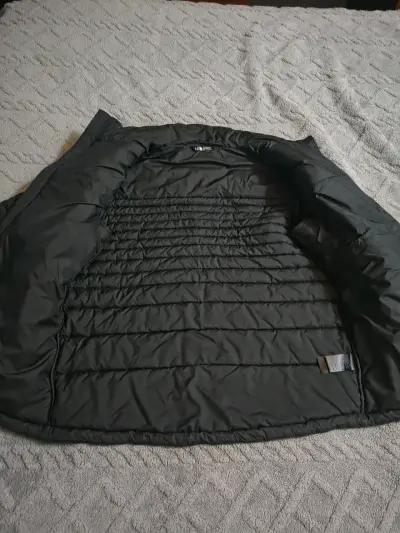 Chaqueta The North Face negra acolchada S - miniatura 6