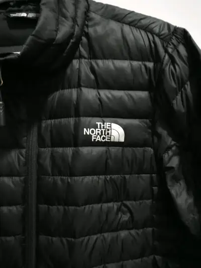 Chaqueta The North Face negra de plumas S - miniatura 3