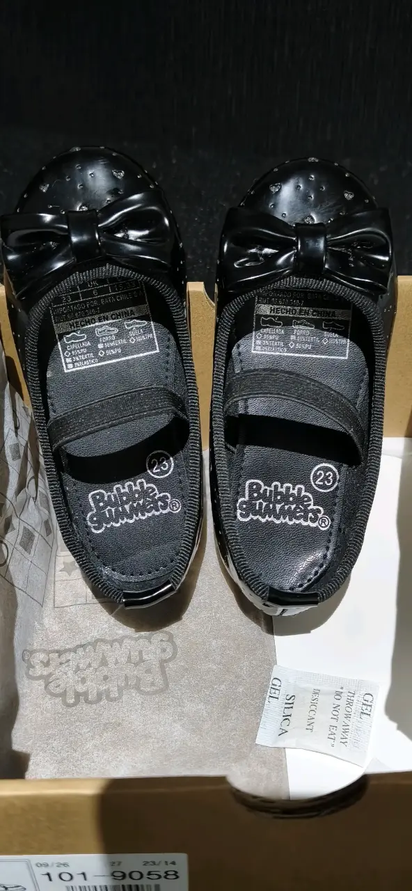 Zapatos Bubble Gummers para niña negros con lazo - 1