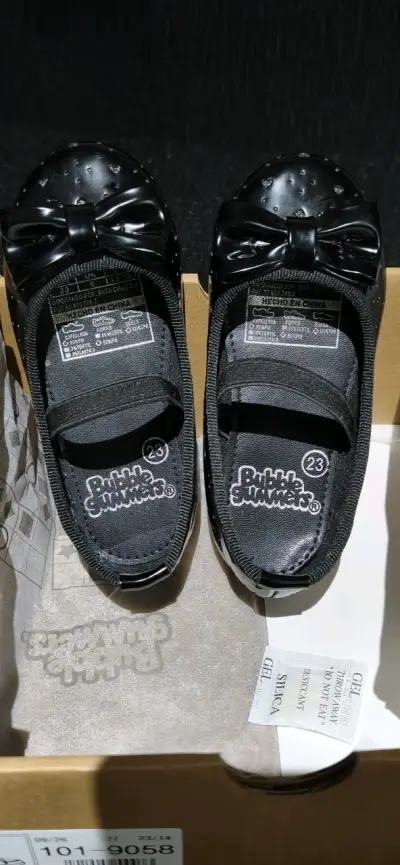Zapatos Bubble Gummers para niña negros con lazo - miniatura 1