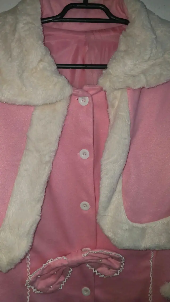 Abrigo Rosa con adornos de felpa - 2
