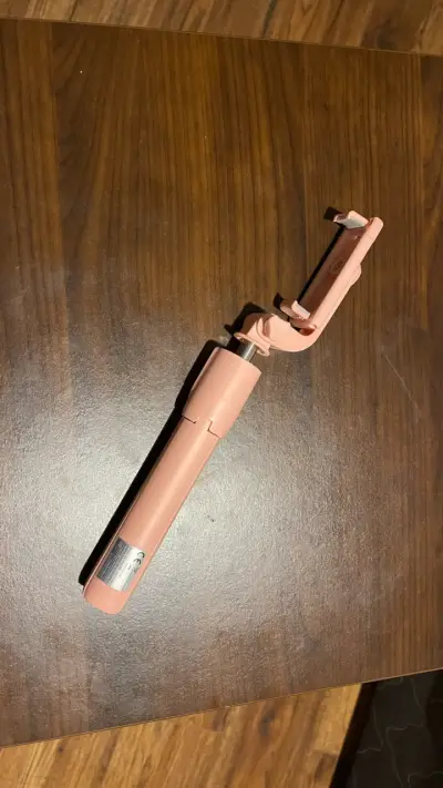 Trípode selfie stick rosa ajustable - miniatura 2