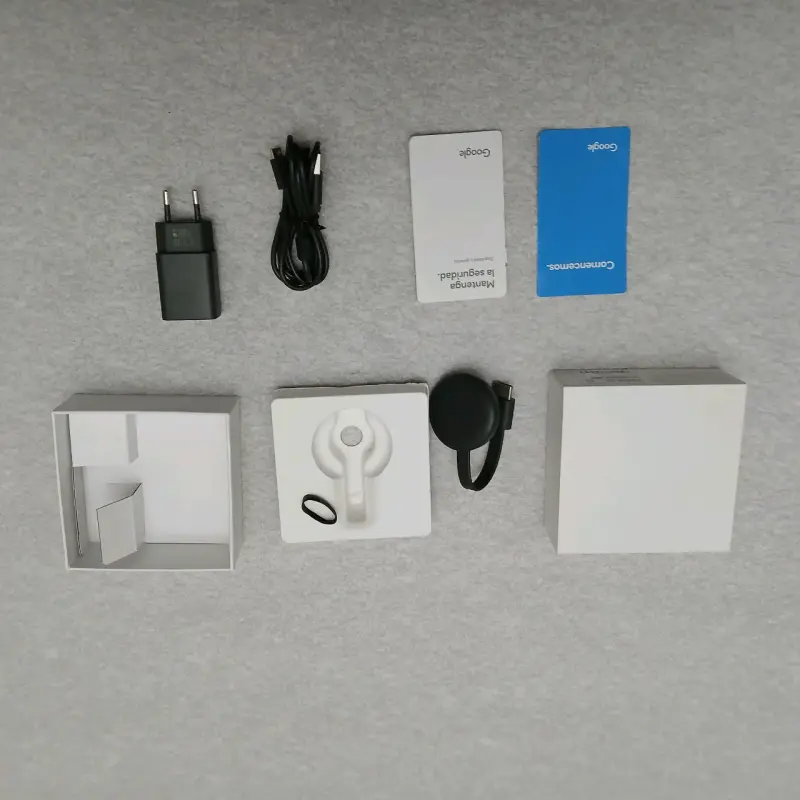 Google Chromecast con accesorios completos - 1