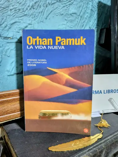 Libro 'La Vida Nueva' de Orhan Pamuk - miniatura 1