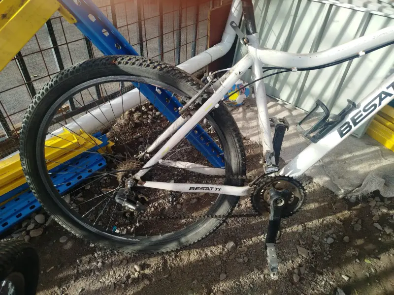 Bicicleta montaña Besatti Andria 27.5 blanca - 4