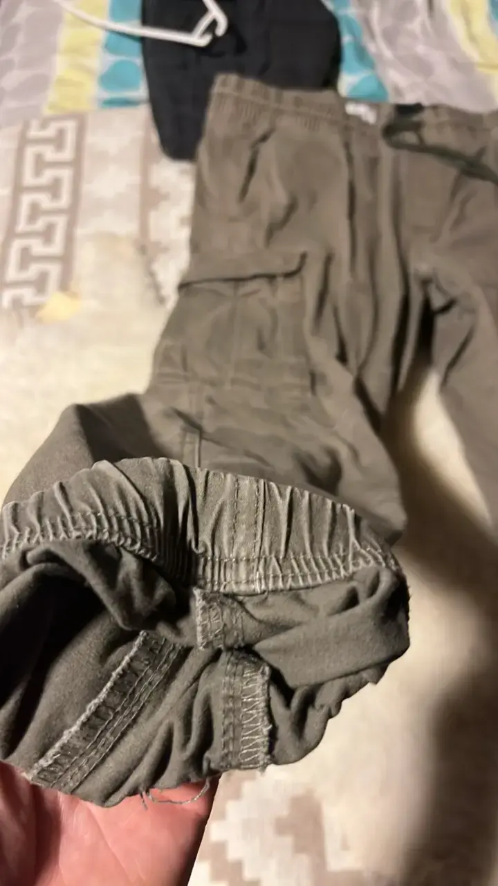 Pantalones cargo verde oliva para hombre - 4