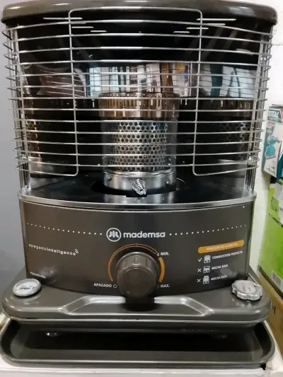 Estufa a kerosene Mademsa Foguita Pro - miniatura 1