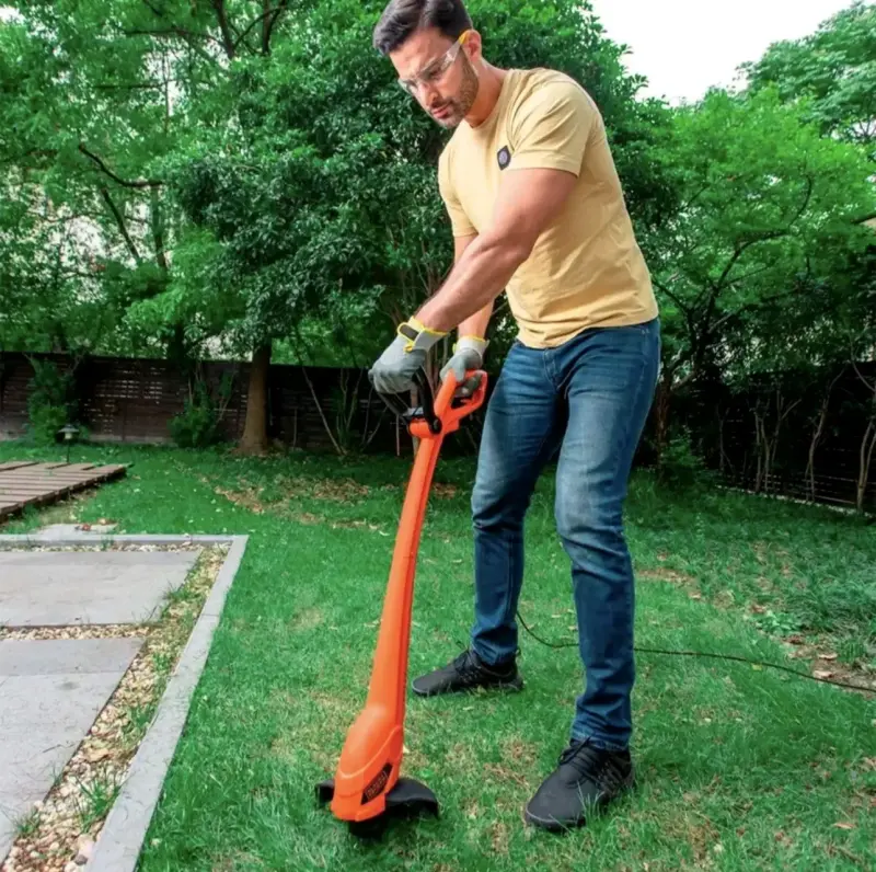 Cortadora de Césped Eléctrica Black+Decker con Repuestos - 5