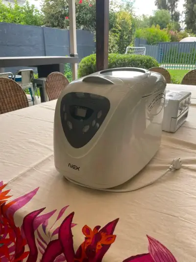 Máquina de hacer pan Nex con funciones automáticas - miniatura 1