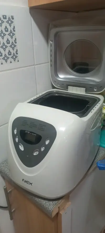 Máquina de hacer pan Nex con funciones automáticas - miniatura 3
