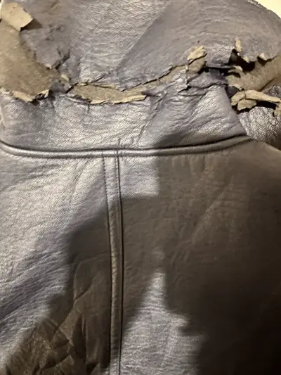 Chaqueta Guess chiporro (con detalle) - miniatura 4