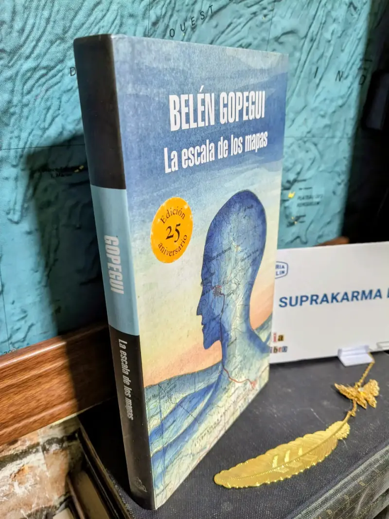 Libro 'La escala de los mapas' de Belén Gopegui - 2