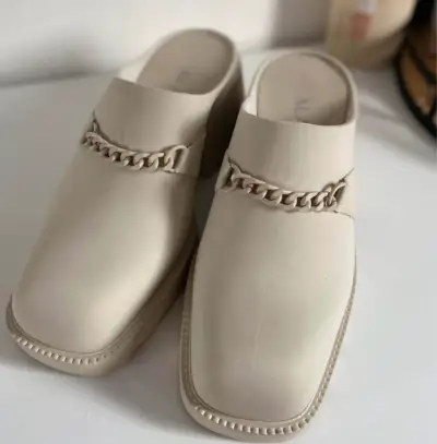 Zuecos beige Alaniz - miniatura 1