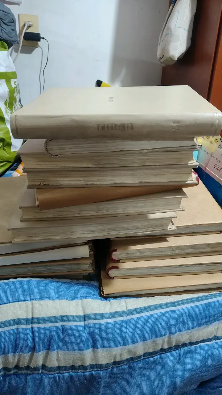 Colección de libros de historia en buen estado - 3