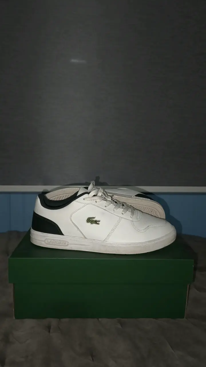 Zapatillas blancas Lacoste para hombre