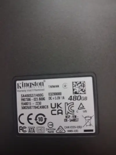 Disco SSD Kingston 480GB en buen estado - miniatura 3