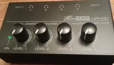 Amplificador de Auriculares Behringer MicroAMP HA400 - miniatura 1