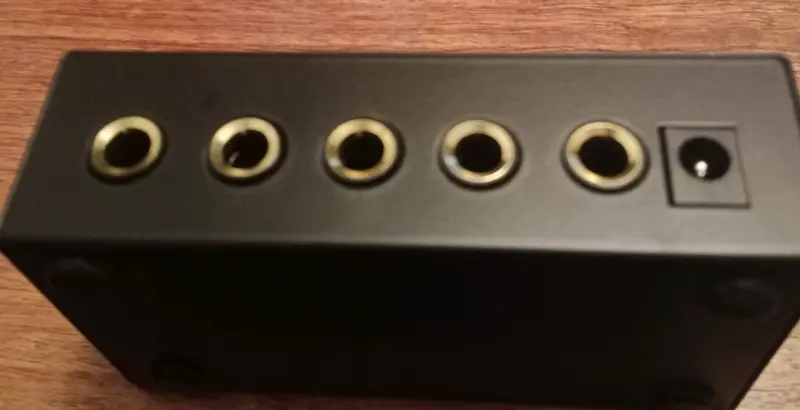 Amplificador de Auriculares Behringer MicroAMP HA400 - 2