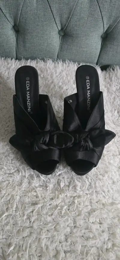 Sandalias de tacón negro Eda Manzini con lazo - miniatura 1