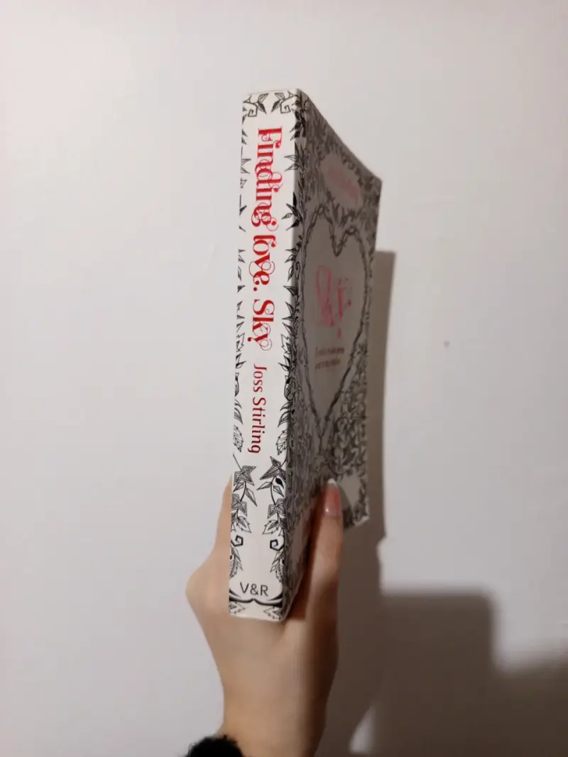 Libro 'Sky' de Joss Stirling en español - 3