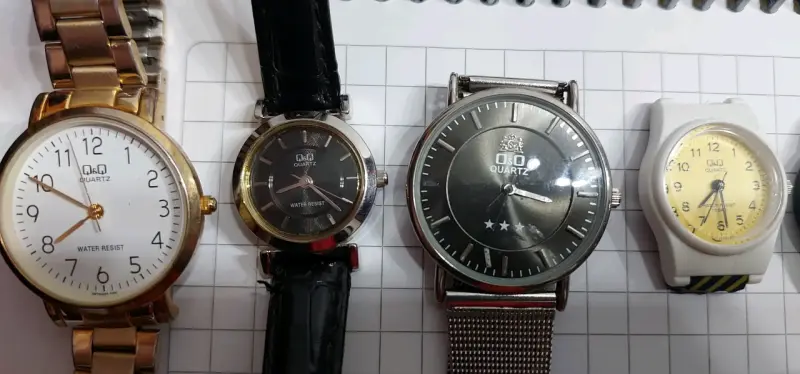 Lote de relojes variados para hombre y mujer - 4