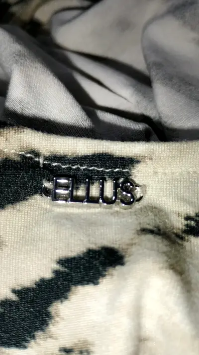 Polera estampada Ellus para mujer - miniatura 1