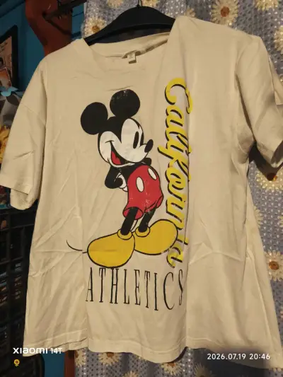 Polera unisex Mickey Mouse California Athletics - miniatura 2