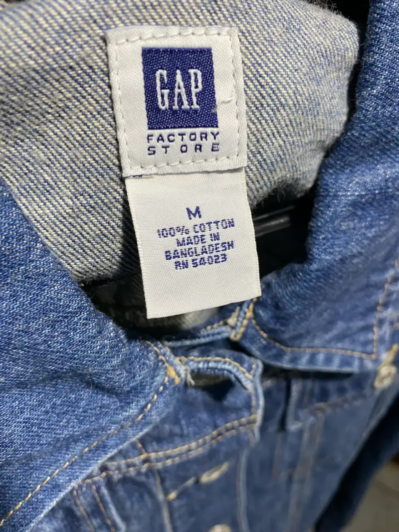 Chaqueta de mezclilla azul GAP para mujer - 2