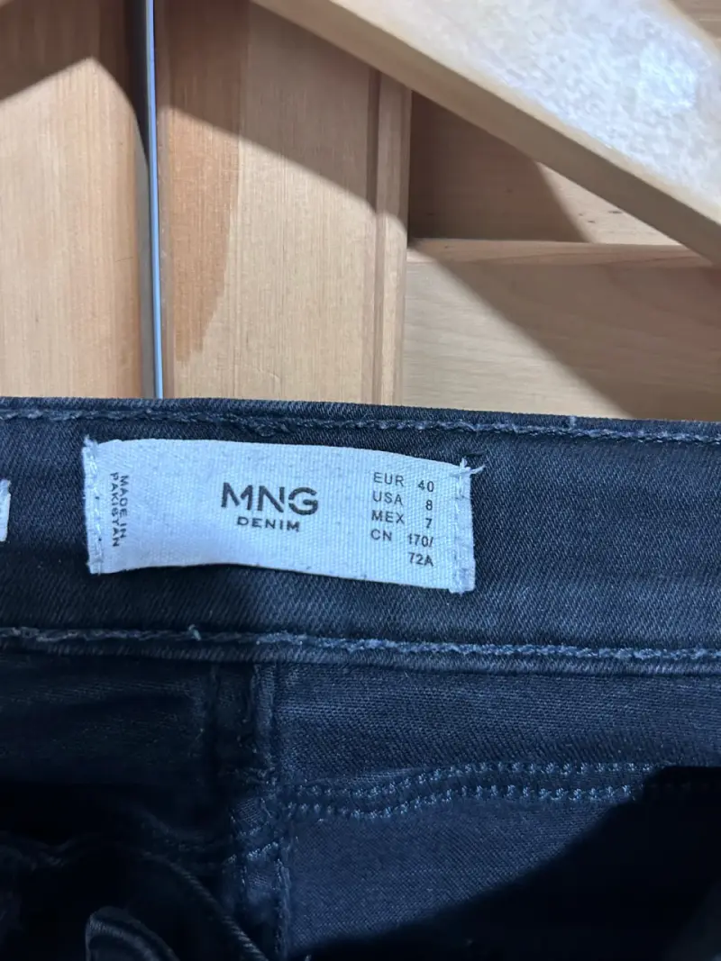 Jeans de mezclilla MNG Denim para mujer - 3