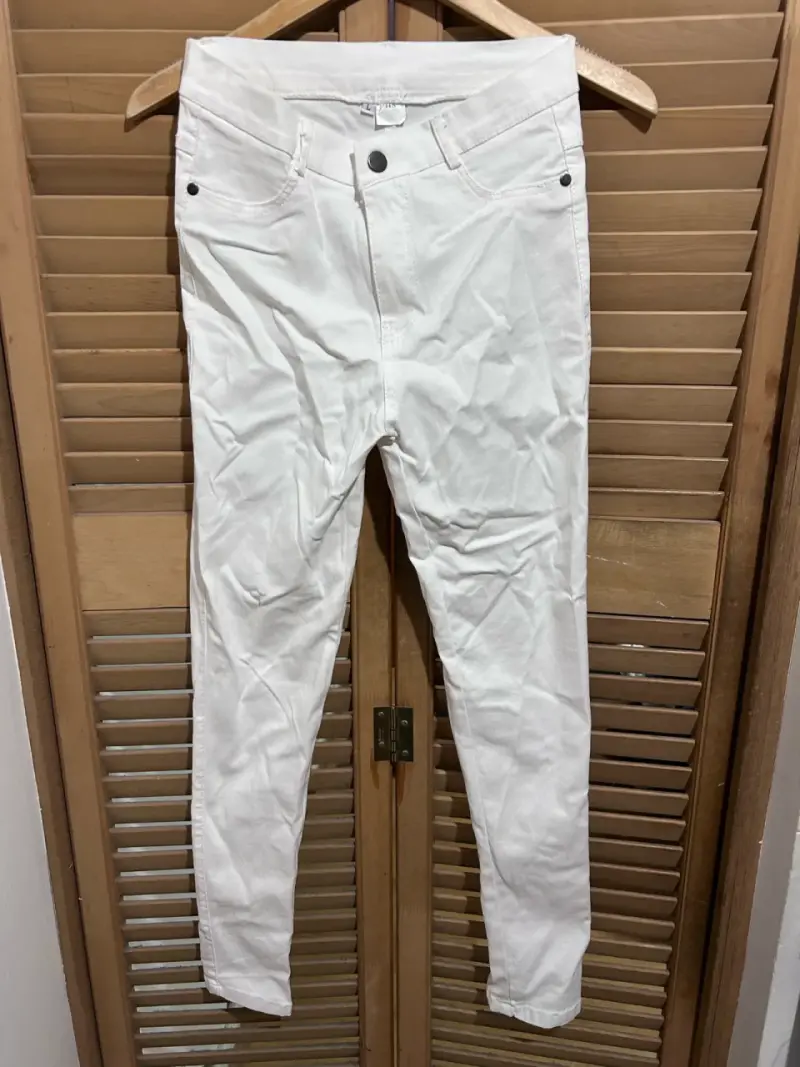 Pantalones de mujer acampanados grises - 4