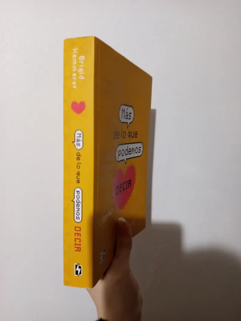 Libro 'Más de lo que podemos decir' de Brigid Kemmerer - 3