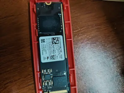 SSD M.2 NVMe 512GB Western Digital - miniatura 2