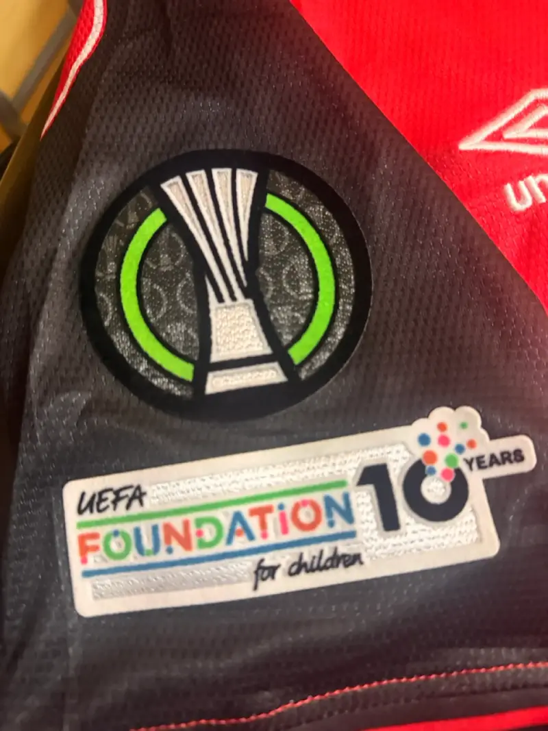 Camiseta Rayo Vallecano Umbro Edición Especial - 2