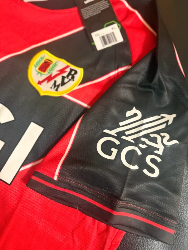 Camiseta Rayo Vallecano Umbro Edición Especial - 3