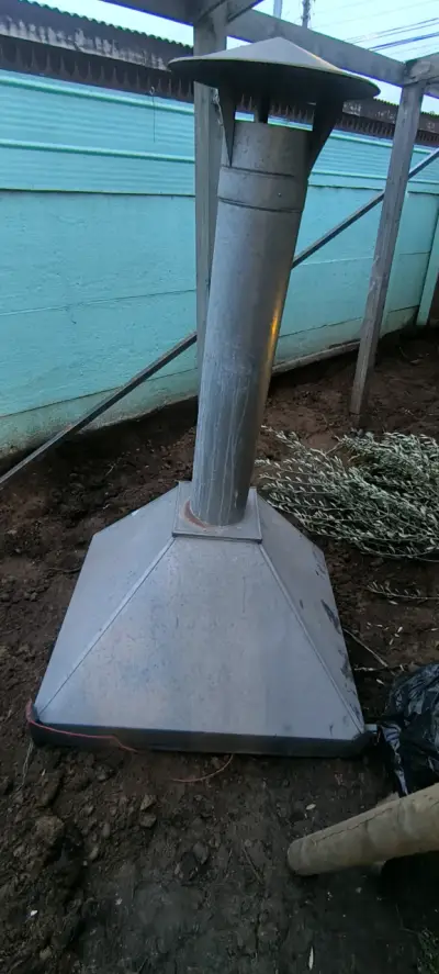 Chimenea metálica para exteriores - miniatura 1